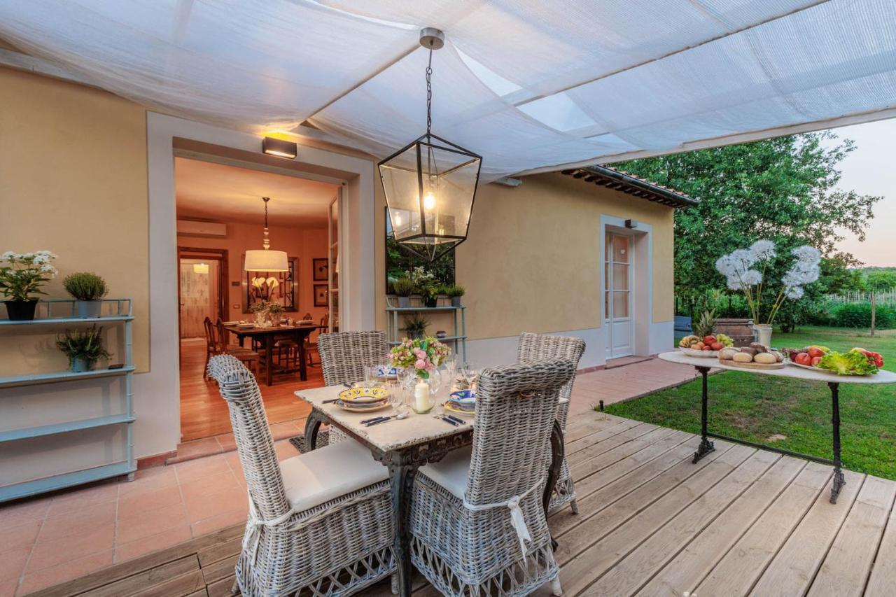 Villa Bassotta, A Charming Cottage Lucca Buitenkant foto