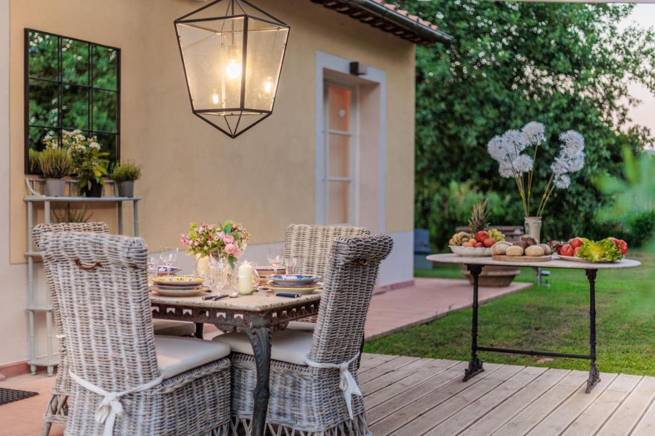 Villa Bassotta, A Charming Cottage Lucca Buitenkant foto