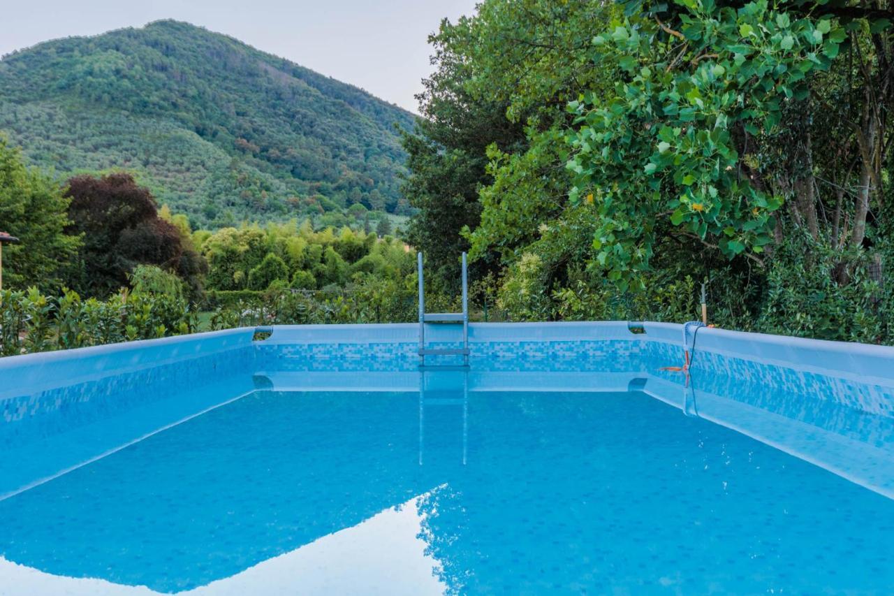 Villa Bassotta, A Charming Cottage Lucca Buitenkant foto